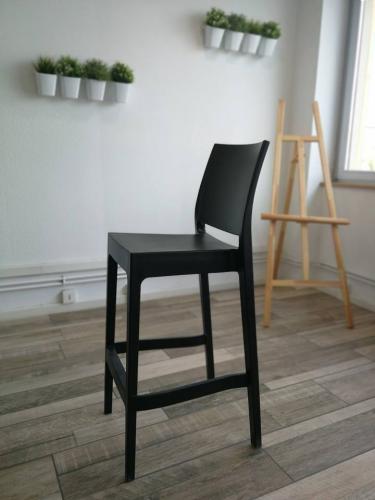 Tabouret design noir